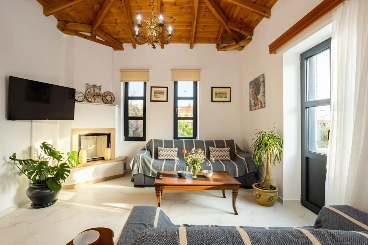 Mani Stone Built Home A Breath Away To The Sea Stoúpa Eksteriør bilde